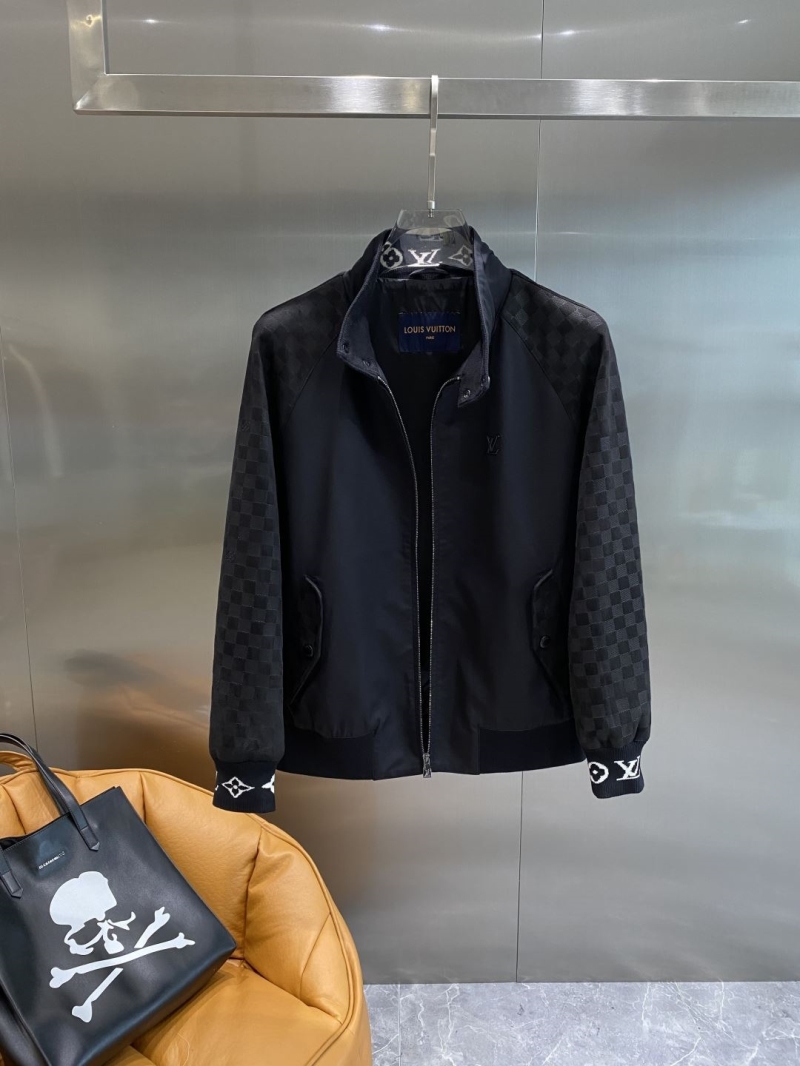 l0vis Vvtt0n outwear